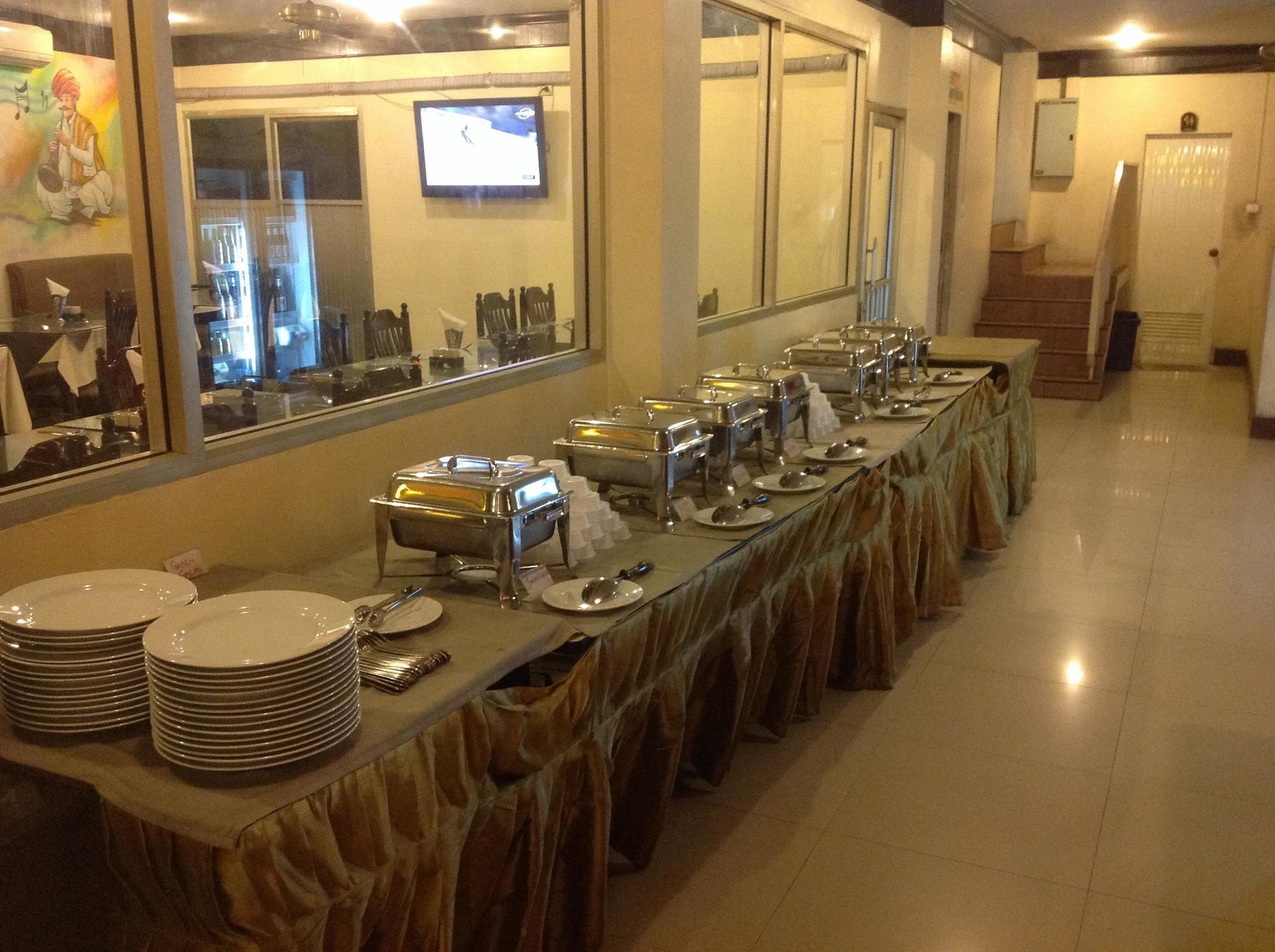 Hotel Sea Princess Patong Экстерьер фото